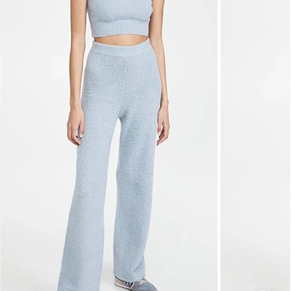 Reformation Two Piece Set - Picture 9 of 10